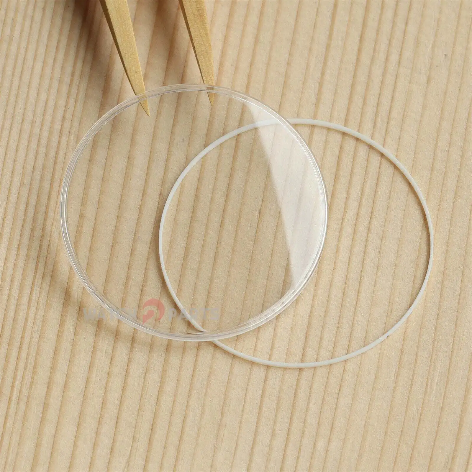 パテック フィリップ 5196/5296/5227/5297 - Patek Philippe Watch Calatrava のレビューと価格
